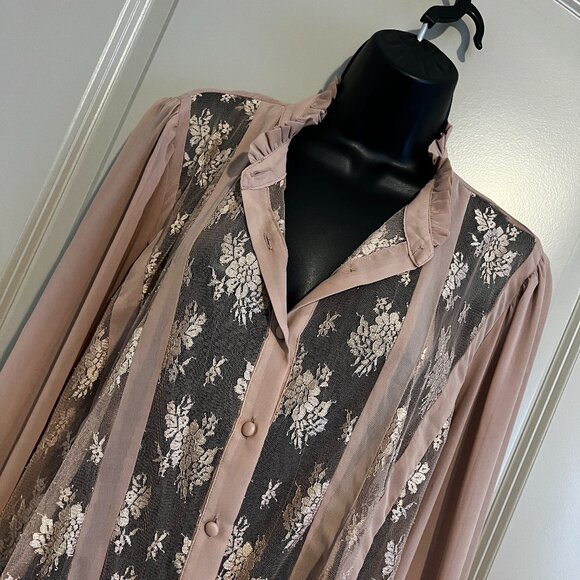 Women's Pink Button Up Blouse XL - Picture 1 of 9